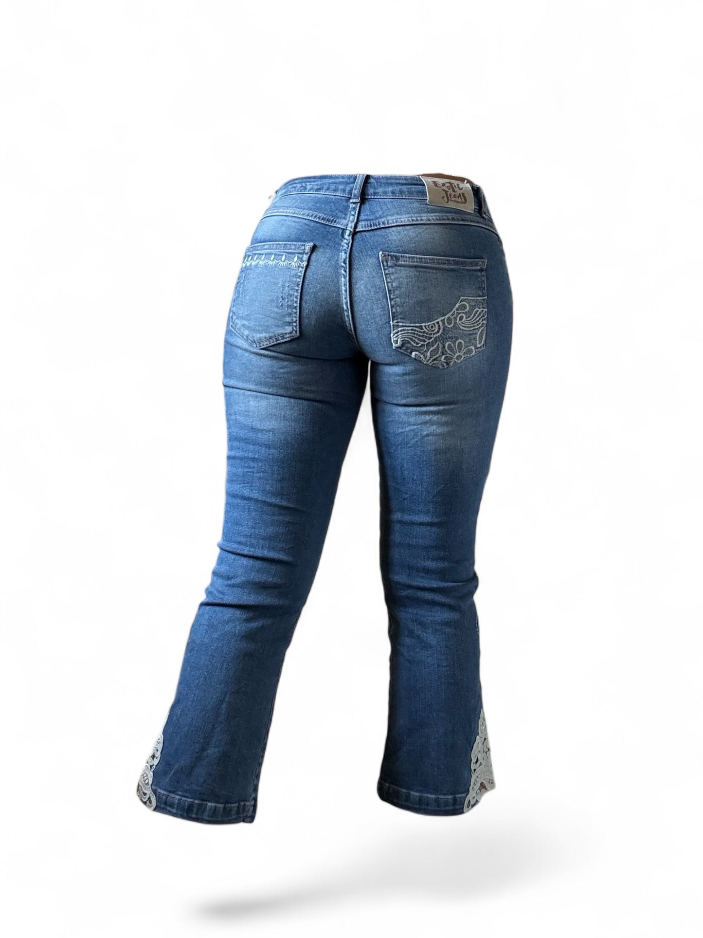 Capri jean et broderie Desigual