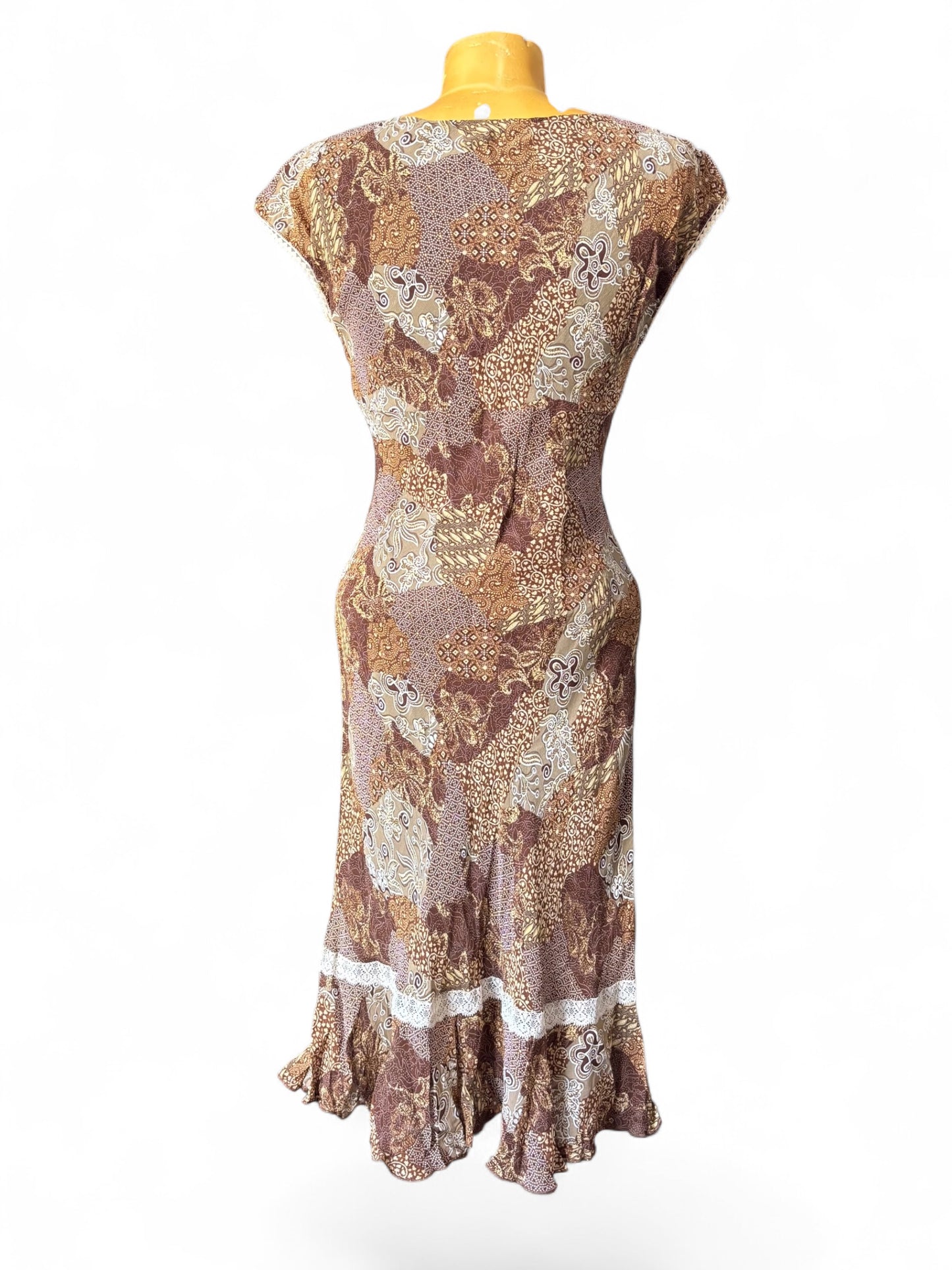 Robe bariolé details dentelle