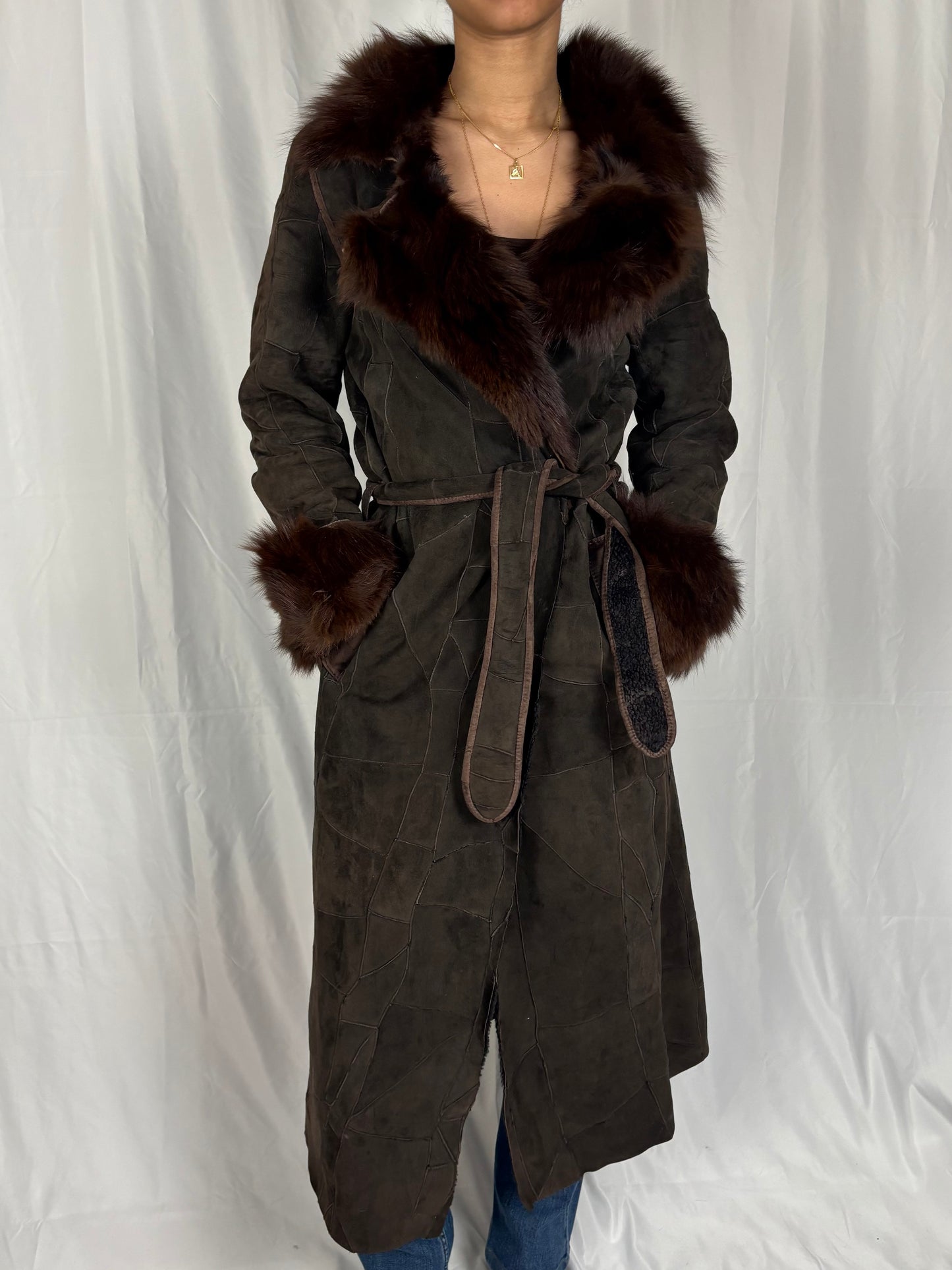 Manteau patchwork de cuir et fourrure