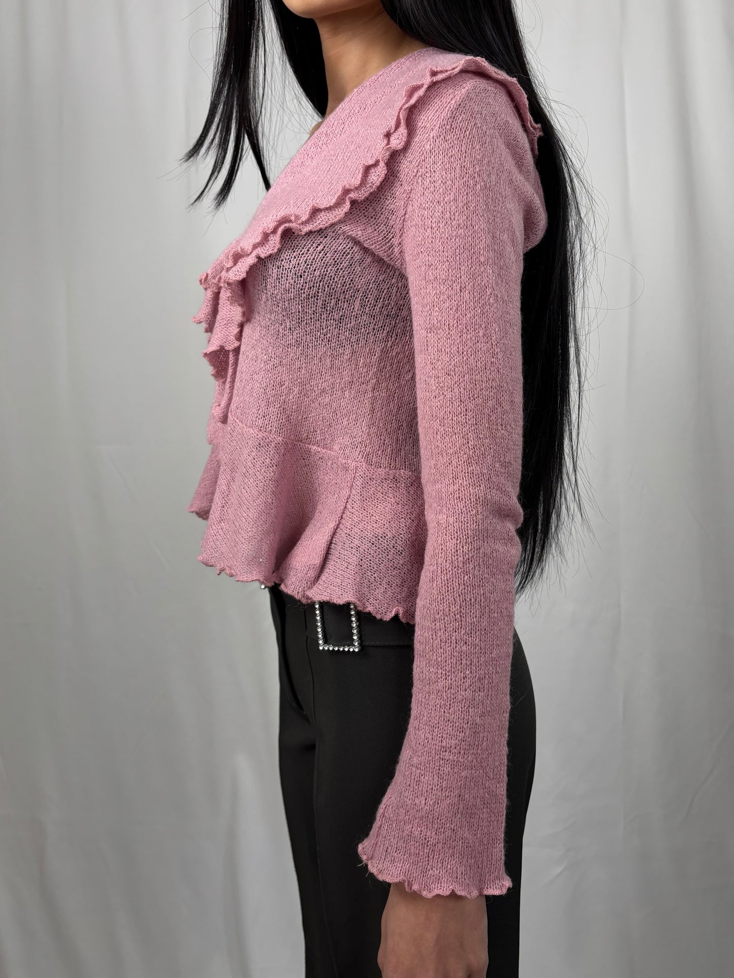 Pull à volants rose