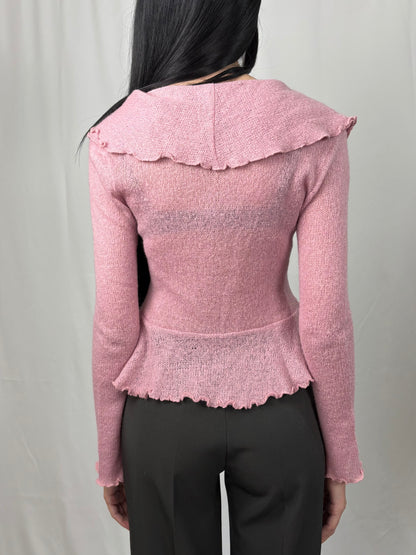 Pull à volants rose