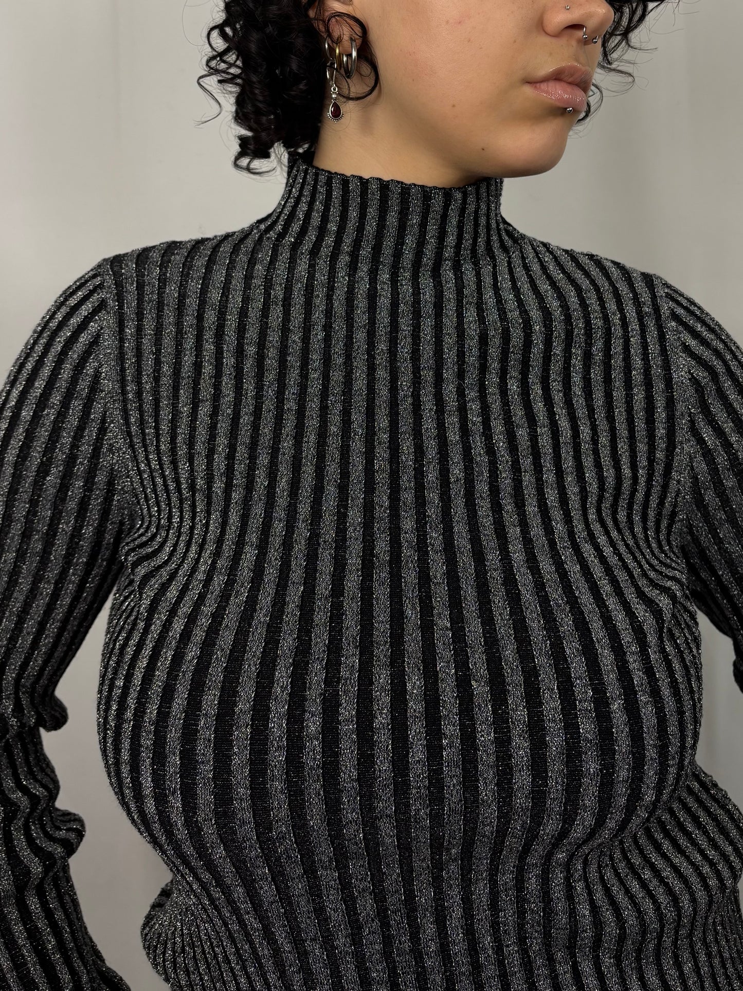 Pull cotelé à paillettes