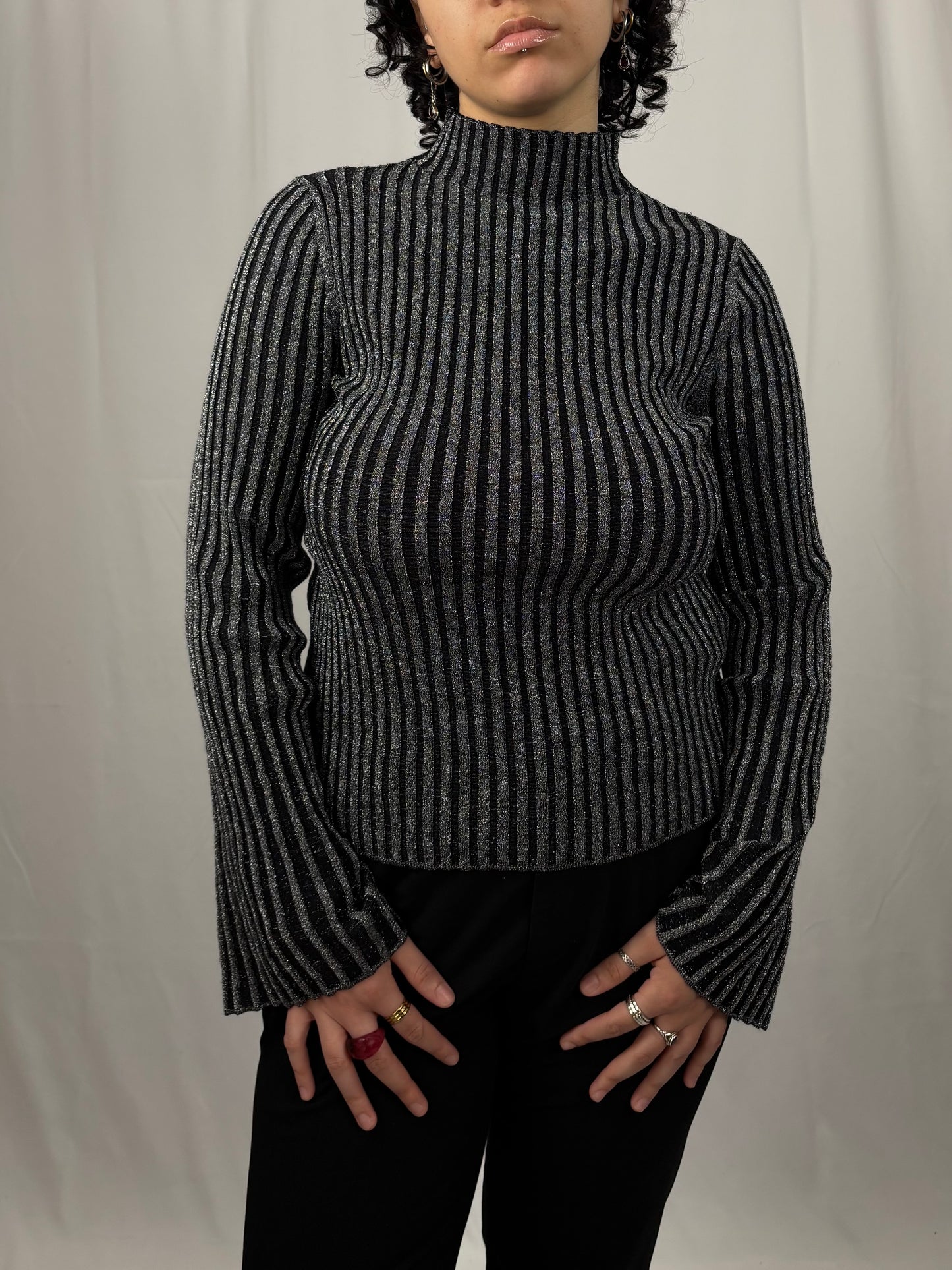 Pull cotelé à paillettes