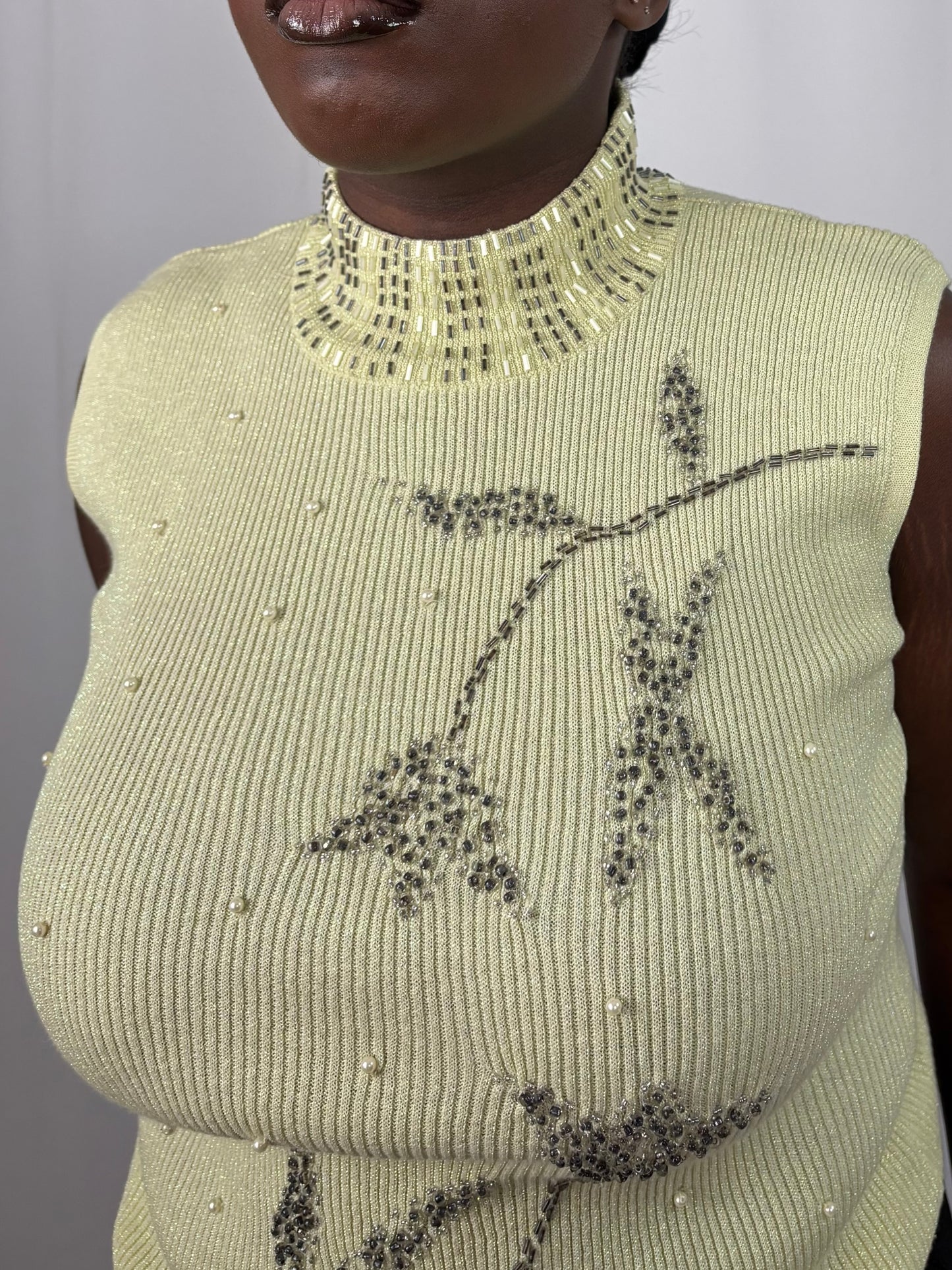 Top sans manches brodé à paillettes