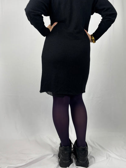 Robe noir col montant avec noeud